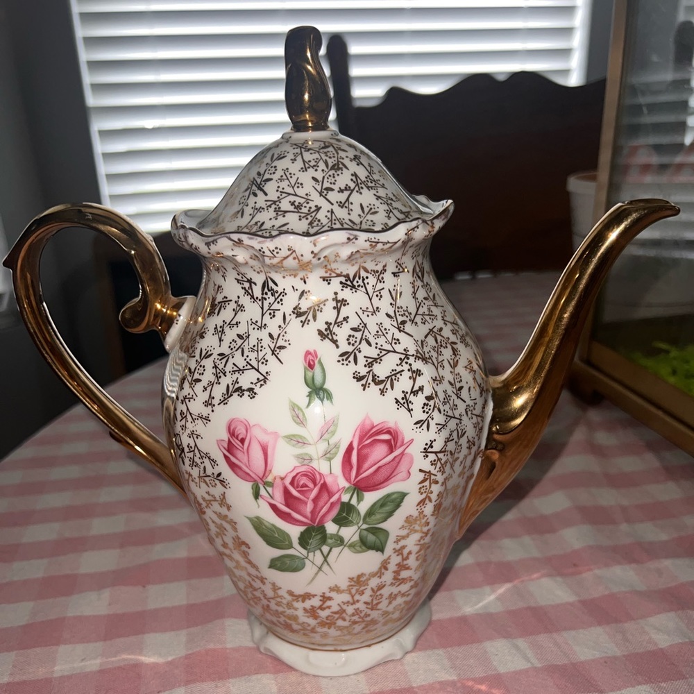 Vintage Winterling gold tea pot